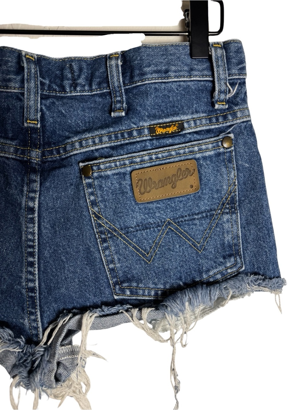 Wrangler George Straight Cutoff Denim Shorts Distressed Daisy Dukes 31